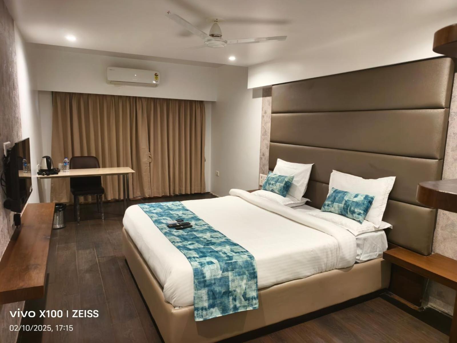Hotel Dakshin Grandeur Navi Mumbai Exterior foto