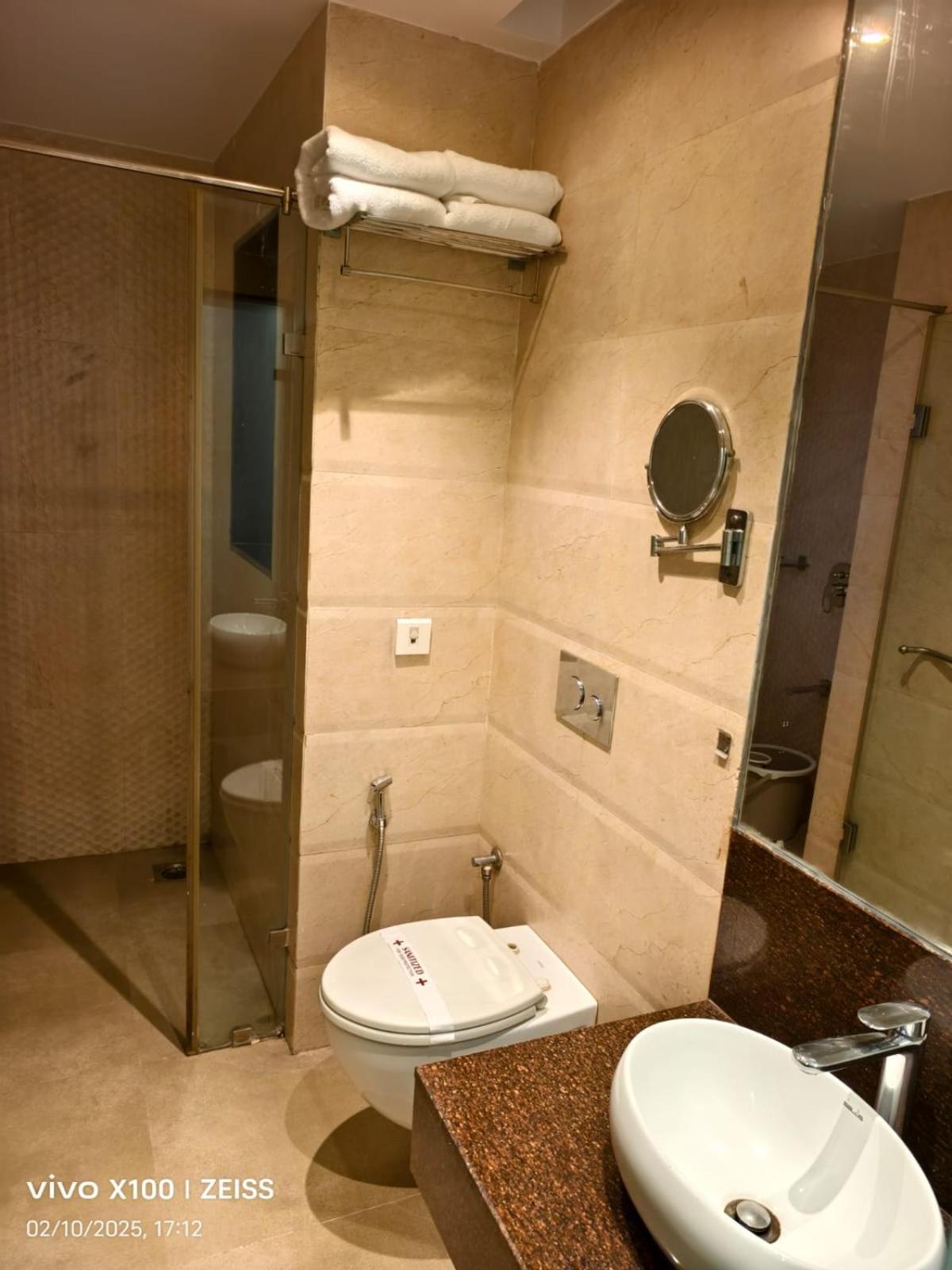 Hotel Dakshin Grandeur Navi Mumbai Exterior foto